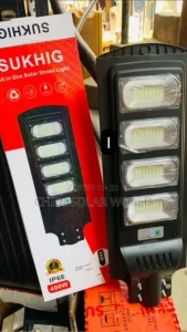 Sukhig 400 watts solar light