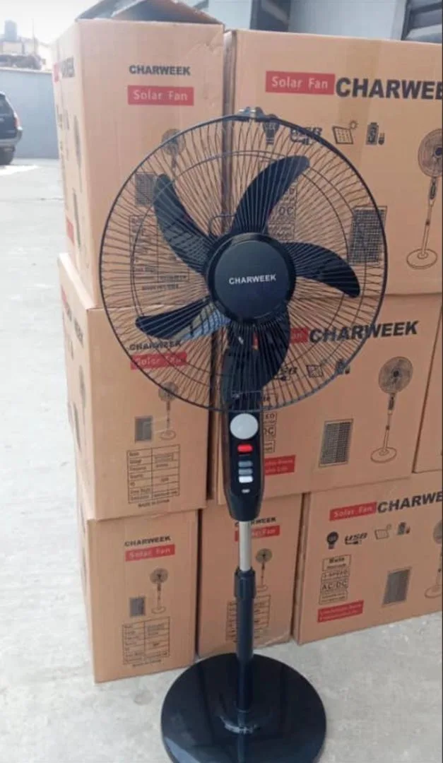 Solar Fan With 3 Bulbs