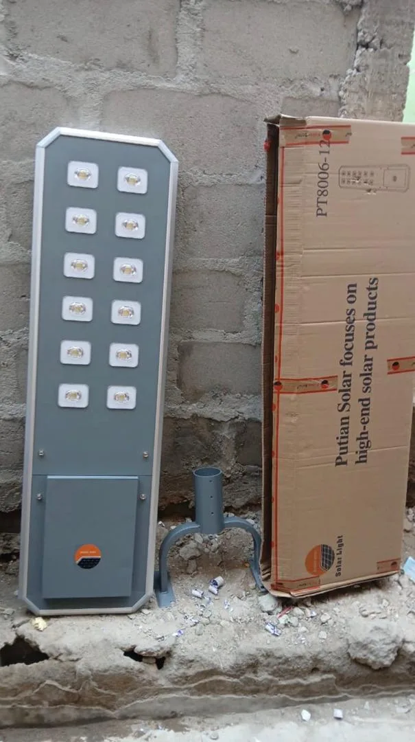 200W Putian Solar Street Light With Lithium Battery